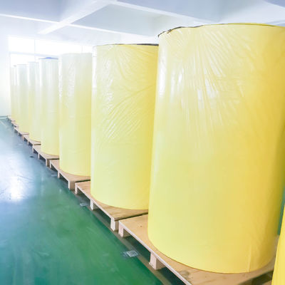 Papier Jumbo Roll odporny na zarysowania, czysty, wodoodporny Etykiety grubość powierzchni 50 u