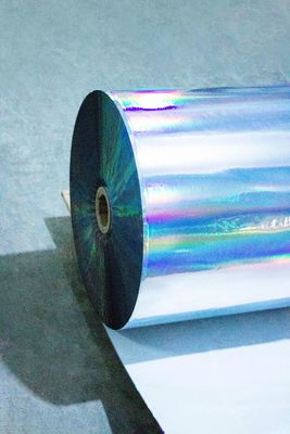 Włókno samoprzylepnej holograficznej folii o grubości powierzchni 50 u