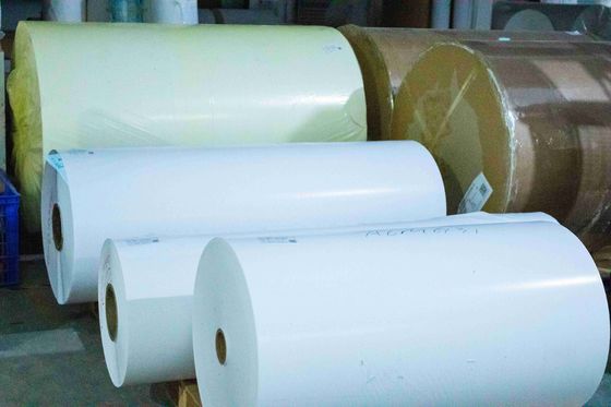 Materiał etykiet drukarni 80 g papieru powlekanego z trwałym klejem i lepkością