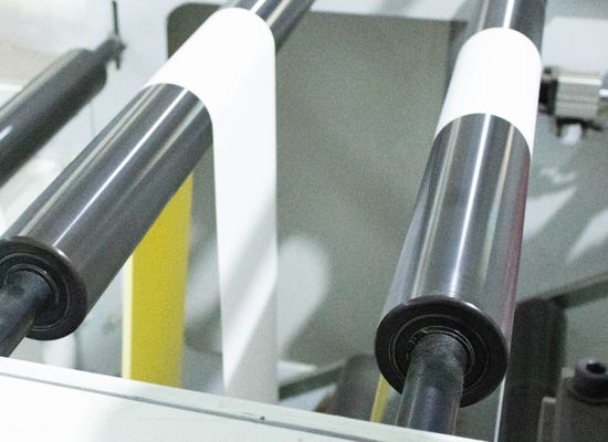 Dobra cena. Glossy Paper Jumbo Printing Paper Roll Gorąco stopiony klej Normalnie lepki w Internecie