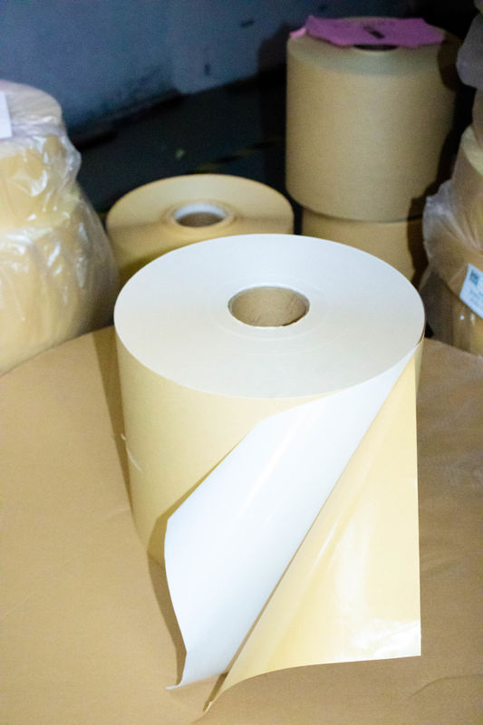 Wydanie Liner Kraft Jumbo Drukowanie papieru Roll 80u Gęstość powierzchni Papier Typ komórki