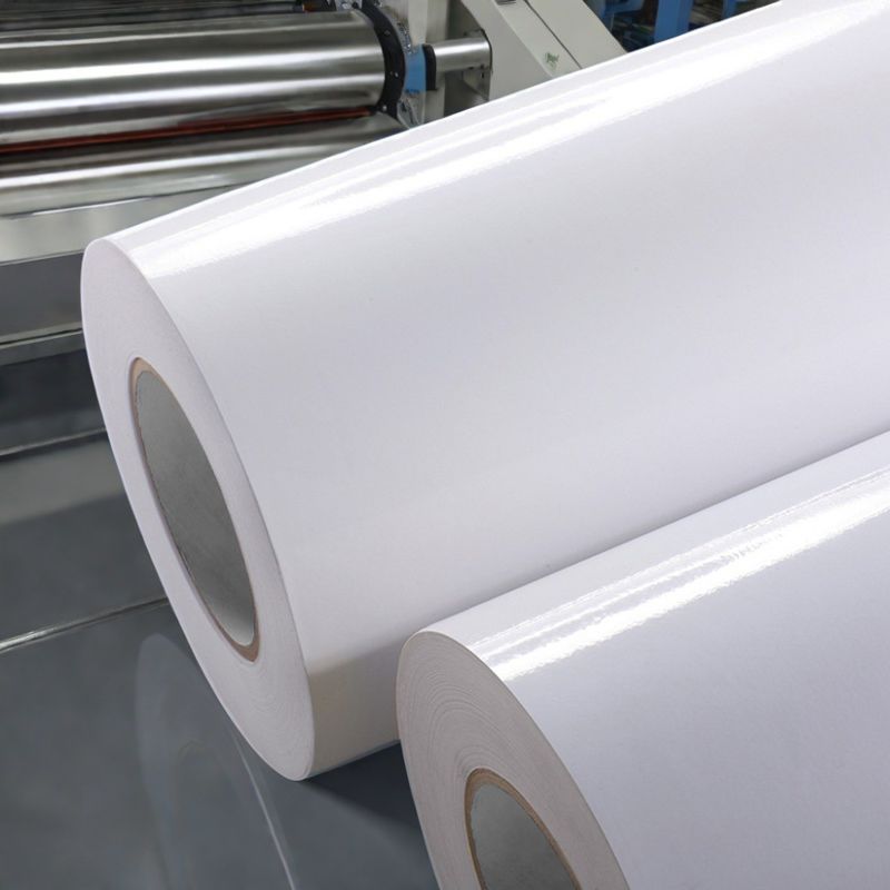 80 g Materiał etykietowy z papieru powlekanego z uniwersalnym klejem gorąco topionym i białym papierem szklanym