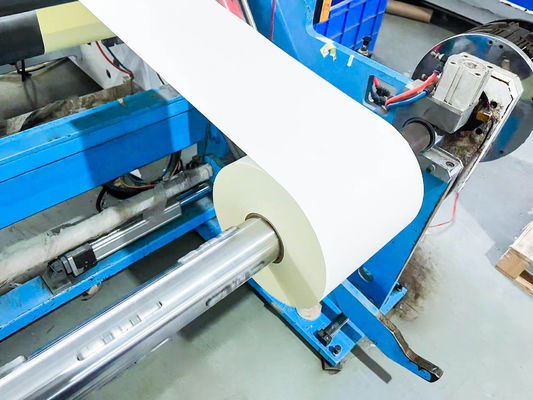 Dobra cena. Zwyczajna etykieta z rolki papierowej pokrytej lepkiem 80 g Grubość powierzchni w Internecie